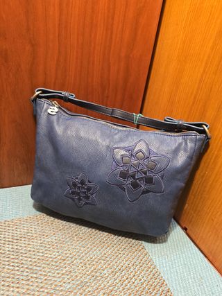 Bolso juvenil piel DESIGUAL