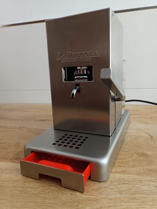 Cafetera monodosis La Piccola