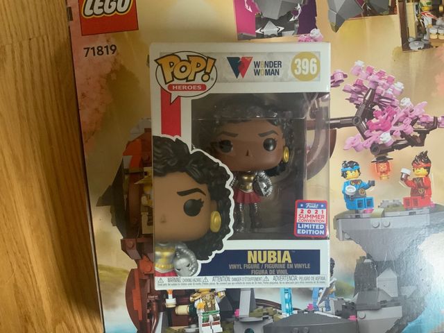 Funko pop Nubia 396 dc wonder woman