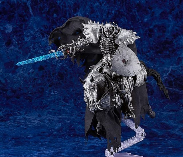 Skull Knight BERSERK Figma Deluxe 