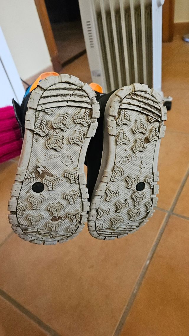 Botas nieve talla 28