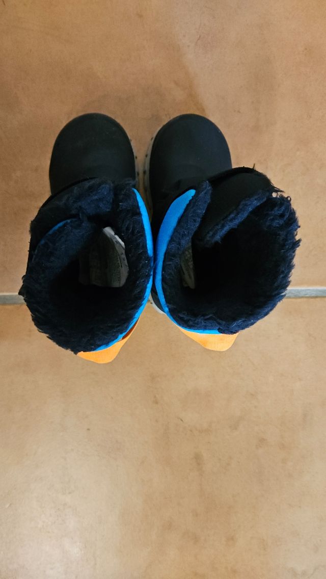 Botas nieve talla 28