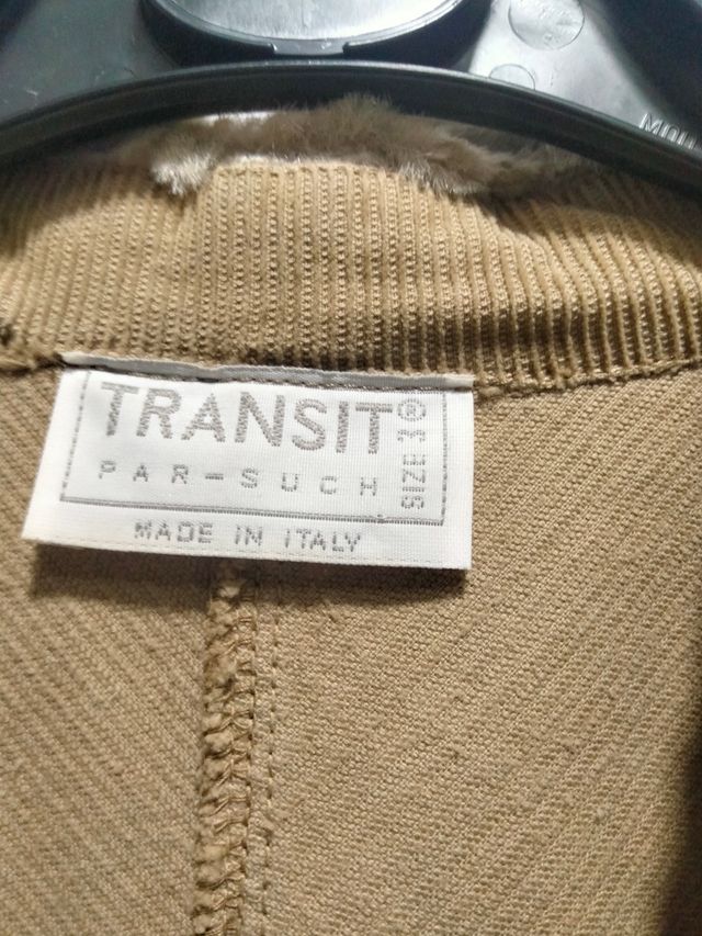 Chaqueta beige Transit