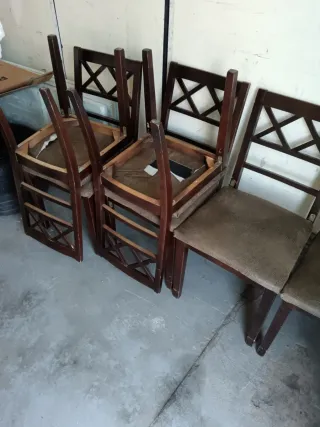 Sedie per sala da pranzo in legno rivestite