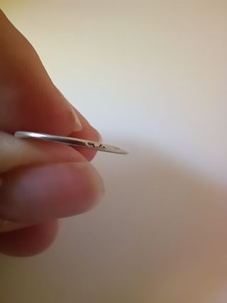 Anillo de plata 925 con detalle rojo