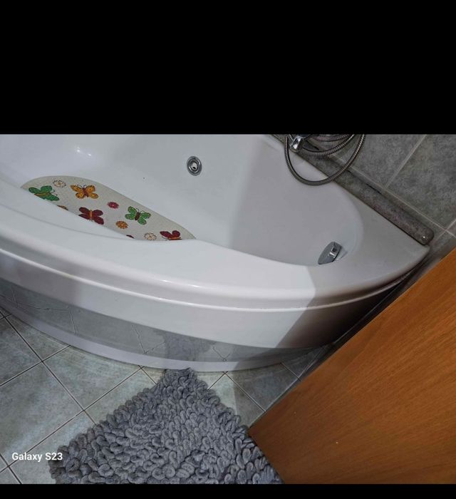 Vasca idromassaggio grande 150cm x88 cm.