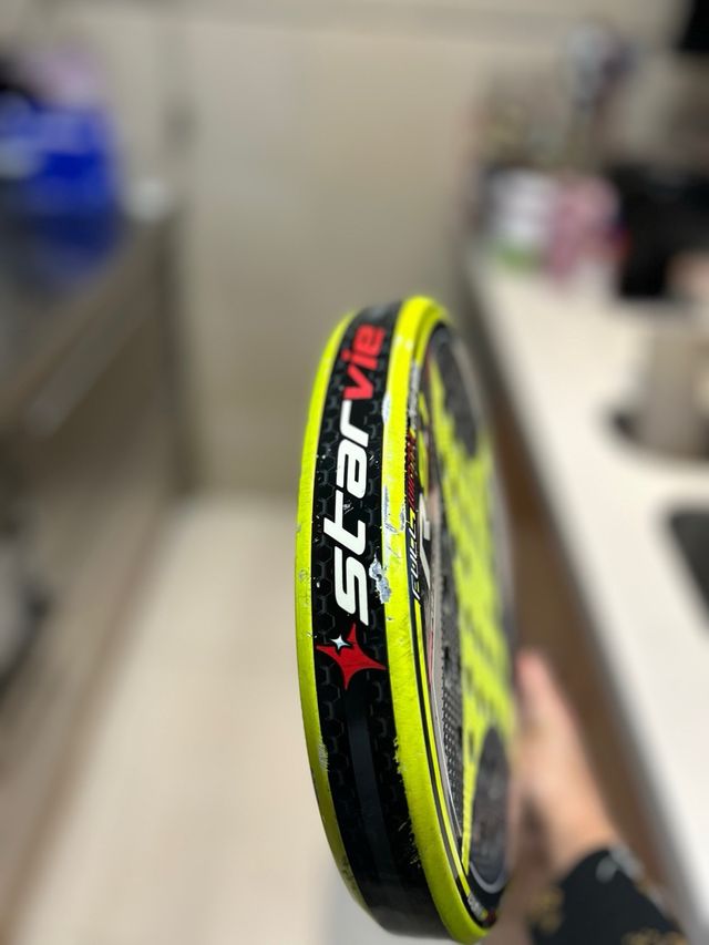 Pala de padel STARVIE R9.1 amarilla