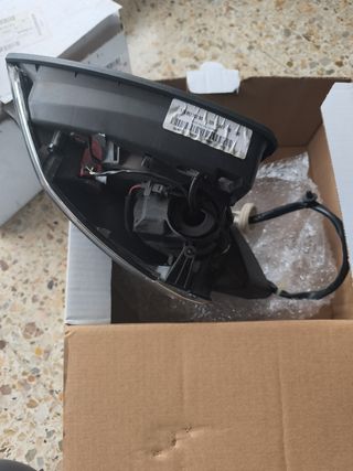 Retrovisor derecho Seat ateca 