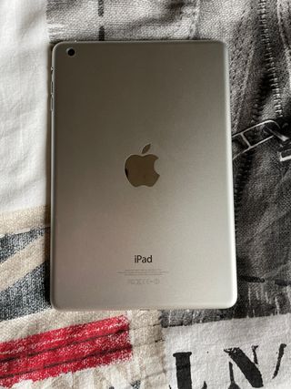 iPad mini 16gb silver MD531ZP/A