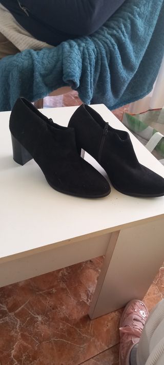 Botines de mujer.