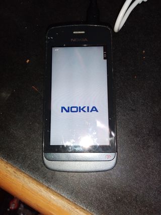 Nokia C5 - 03 telefono vintage