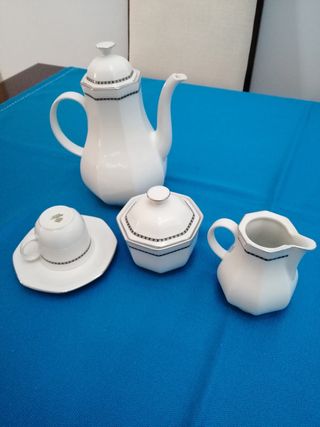 Vajilla y juego café  completa porcelana Bavaria