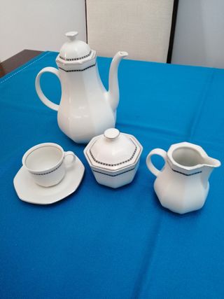 Vajilla y juego café  completa porcelana Bavaria