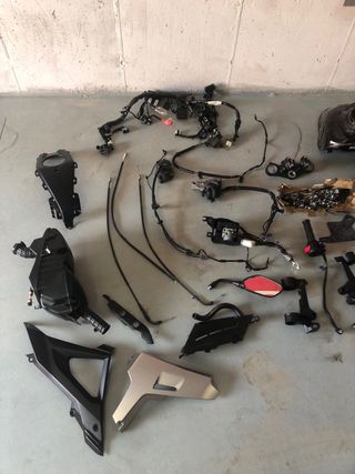 Honda CB 125 R despiece