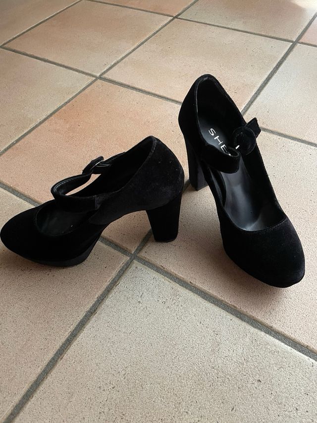 Scarpe con tacco scamosciate