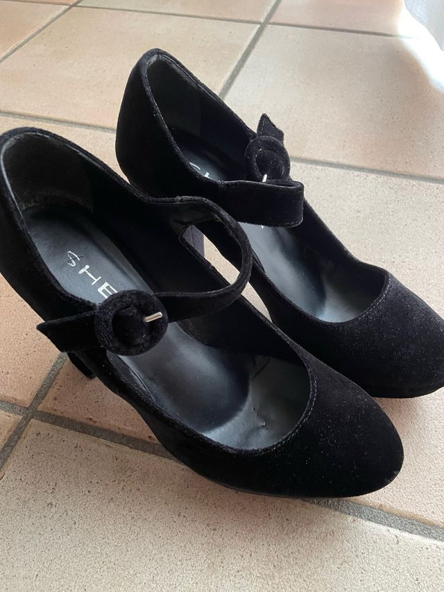 Scarpe con tacco scamosciate