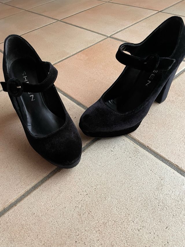 Scarpe con tacco scamosciate