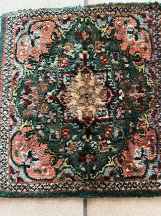 Tappeto francobollo cm 30x32