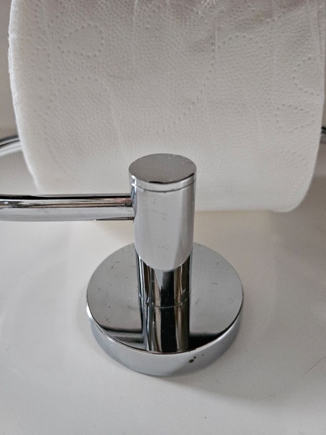 Porta rollo papel higienico