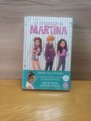 Misterio en el internado (La diversión de Martina 5)