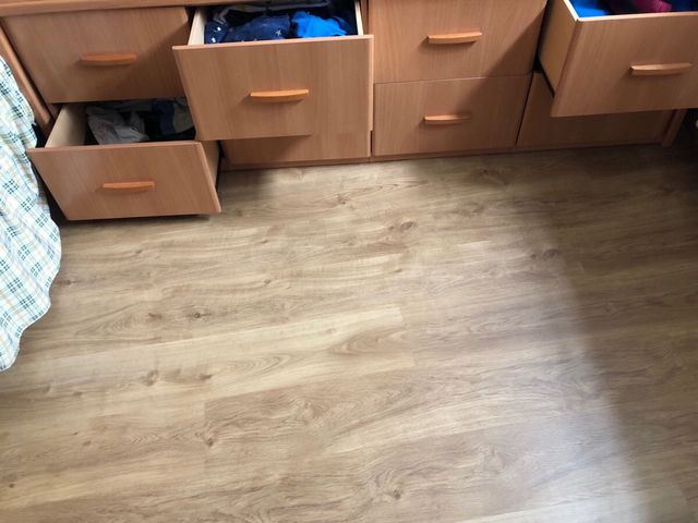 Cama juvenil con cajones