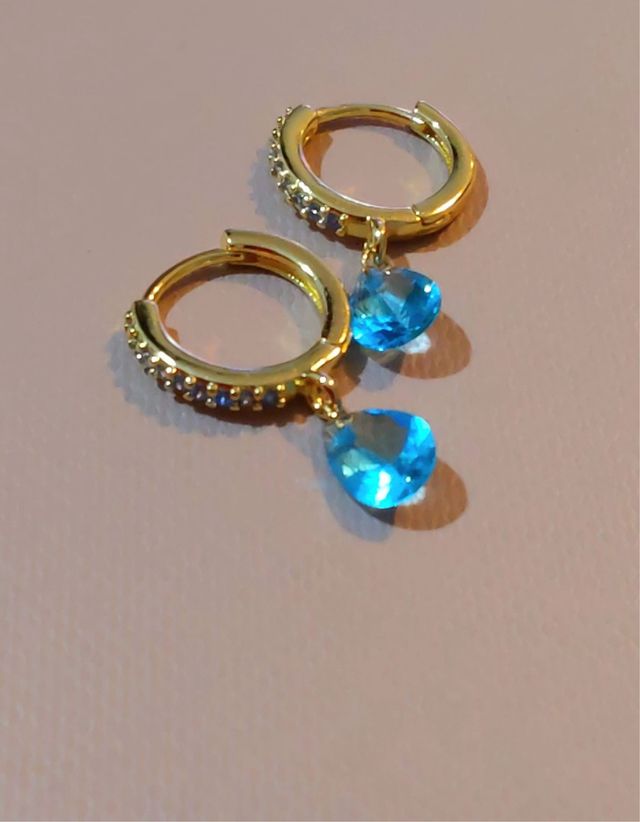 Pendientes guggies gota de agua azul