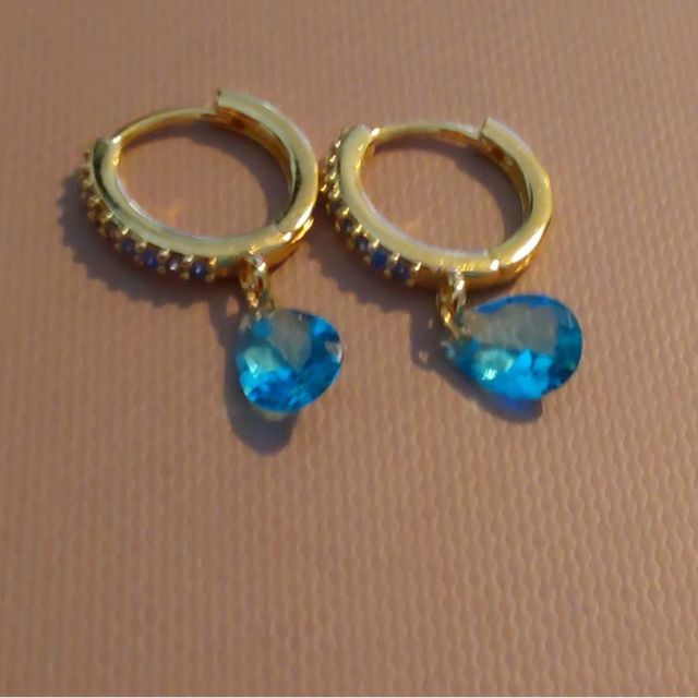 Pendientes guggies gota de agua azul