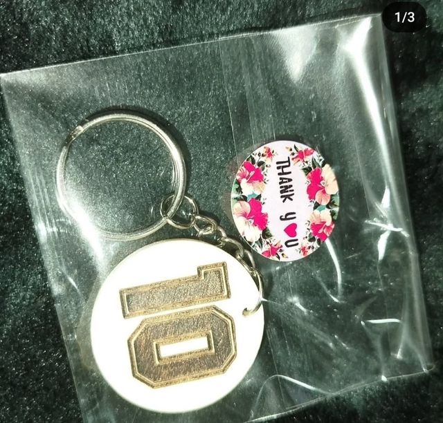 Llaveros de madera grabados personalizados