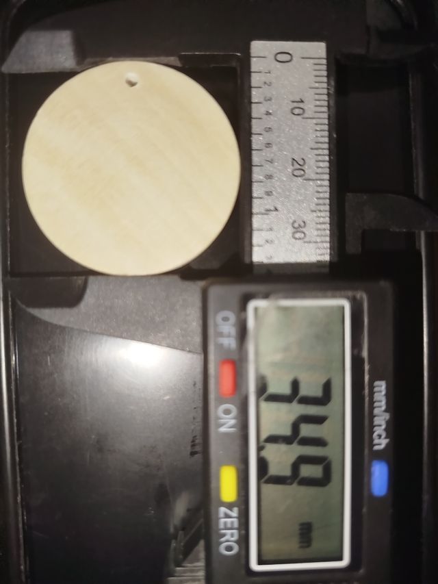 Llaveros de madera grabados personalizados