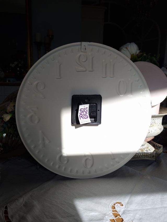 Orologio da parete in metallo