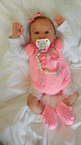 Bebe reborn muñeca realista