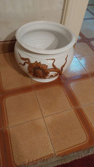 Portavaso in cotto smaltato bianco