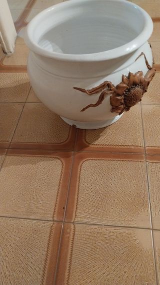 Portavaso in cotto smaltato bianco