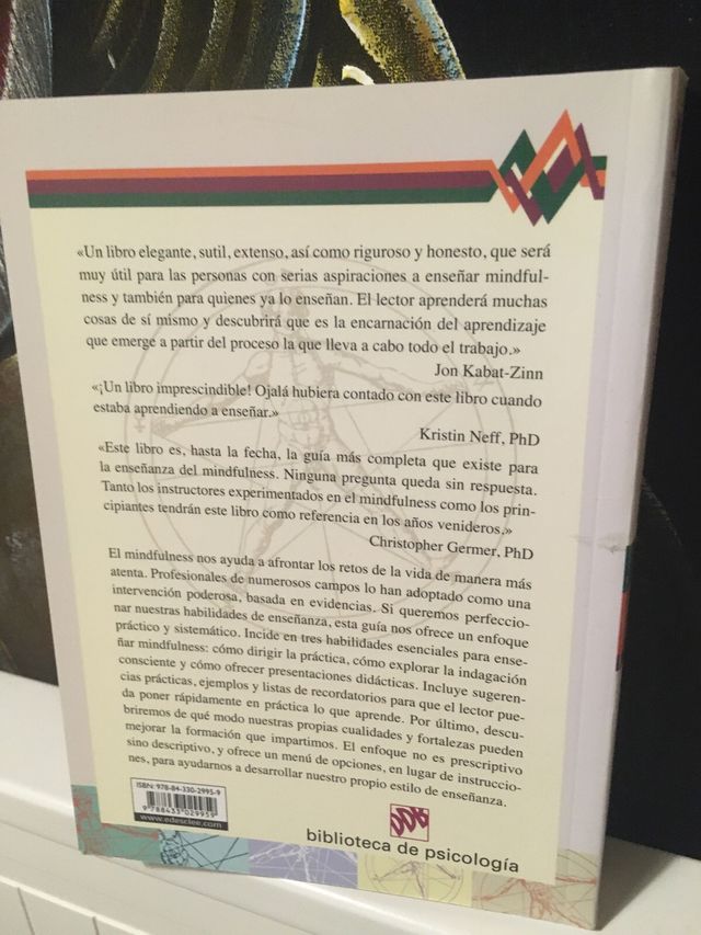 Libro GUÍA XA LA ENSEÑANZA DEL MINDFULNESS