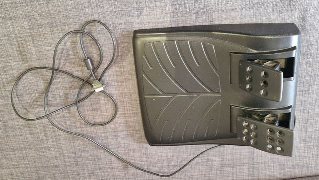 VOLANTE Y PEDALES PARA PLAY