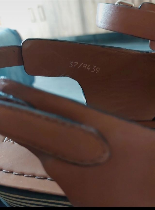 Sandalo Intrend "37"