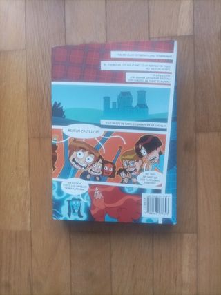Los Futbolísimos 6: El misterio del castillo embrujado (Spanish Edition)