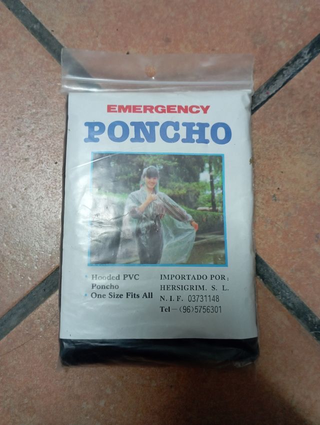 Ponchos de emergencia