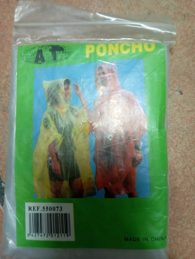 Ponchos de emergencia