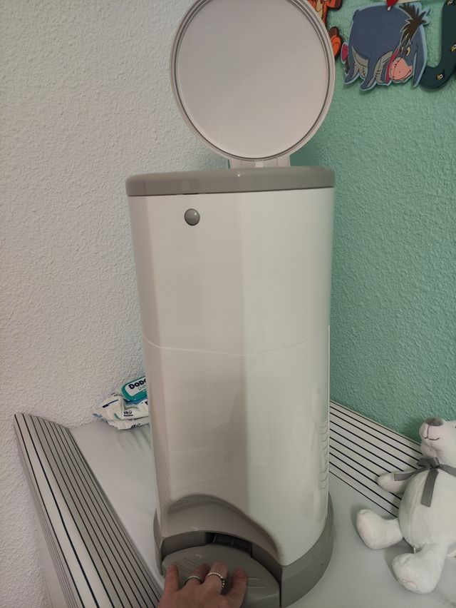 Papelera de pañales