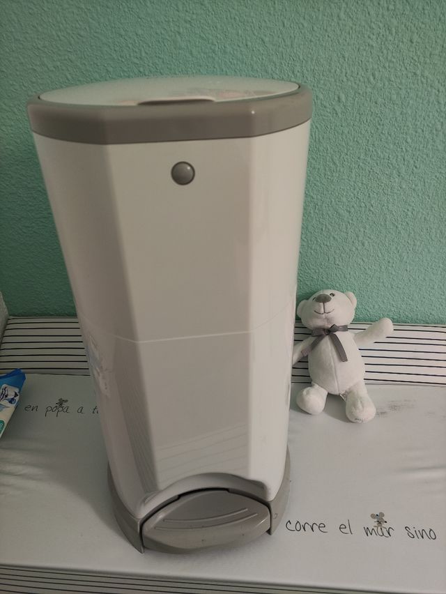 Papelera de pañales