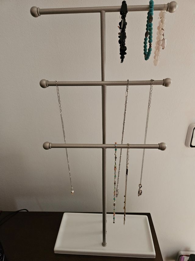 Colgador de collares 3 niveles