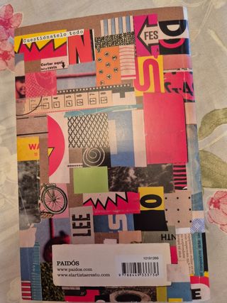 Destroza este diario. Ahora a todo color