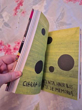 Destroza este diario. Ahora a todo color