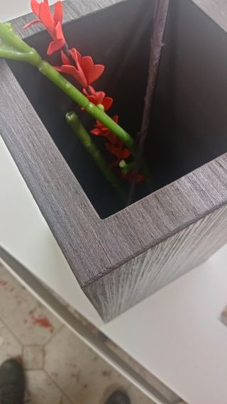 1 vaso in legno