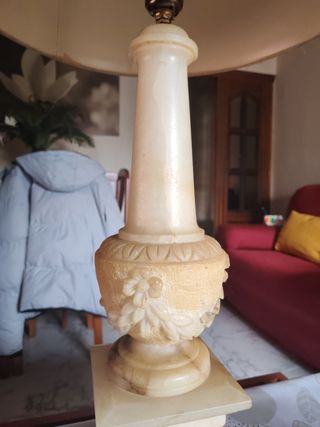Lampara de mármol vintage