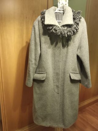 Abrigo señora, paño gris.