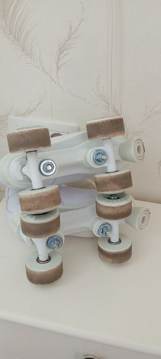 Patines 4 ruedas KRF Scholl , número 34