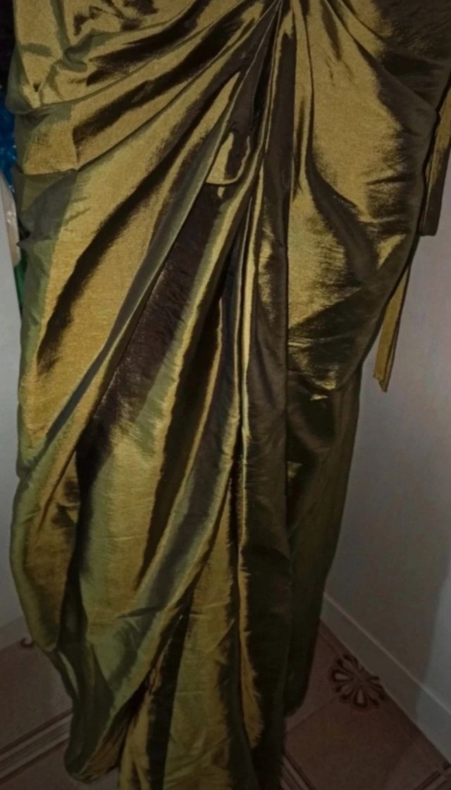 Vestido de fiesta XXL, mujer. Marca Koton