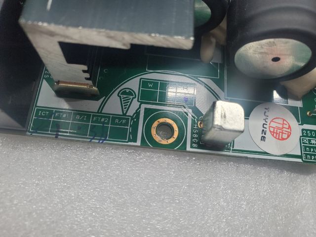 Caja de fuente de alimentación